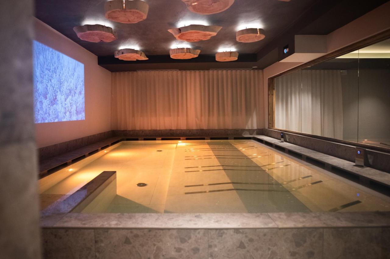 Hotel Zirmes Moena Ngoại thất bức ảnh