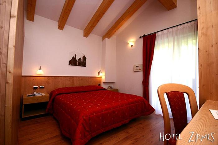 Hotel Zirmes Moena Ngoại thất bức ảnh