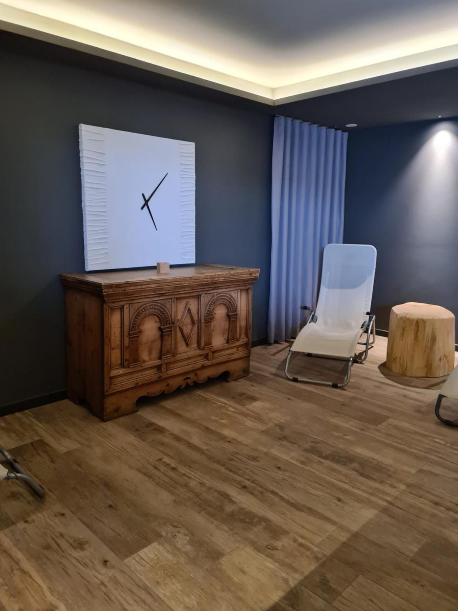 Hotel Zirmes Moena Ngoại thất bức ảnh